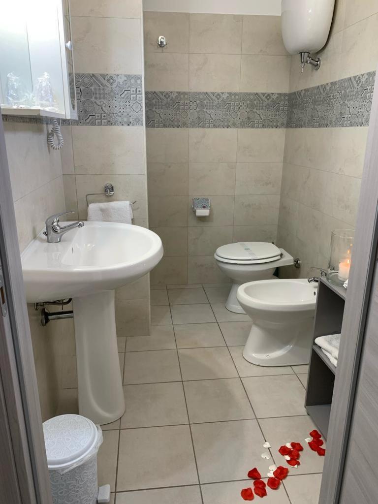 B&B Via Del Sole Vena Dış mekan fotoğraf
